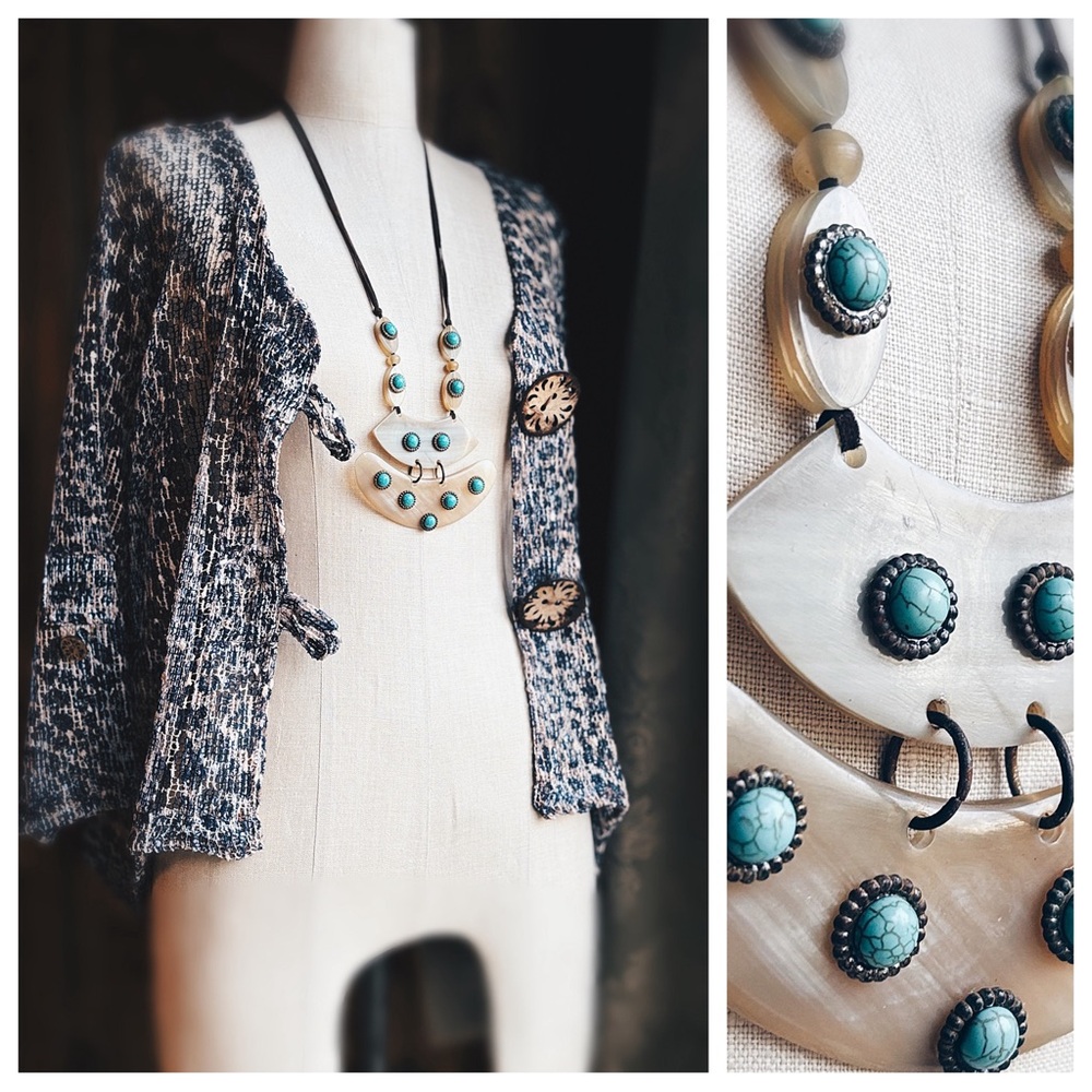 OOAK Upcycled 70s Vintage Statement Necklace - Faux Turquoise & Rustic Metal - Picture 3 of 10